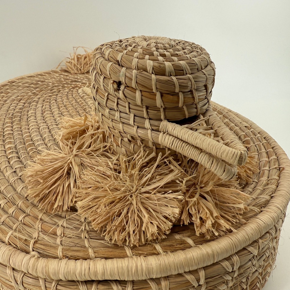 Vintage Woven Duck Basket w/ Lid + 4 Nesting Trays/Placemats Boho Decor